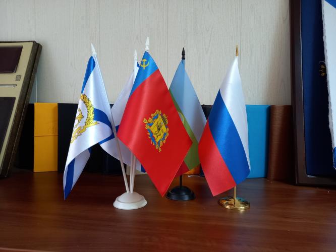 Флагшток настольный